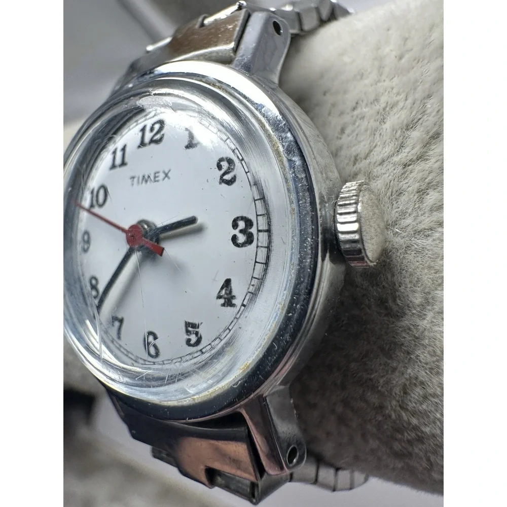 Timex 1979 Mercury Easy Reader Ladies Manual Wind 25MM 7.5